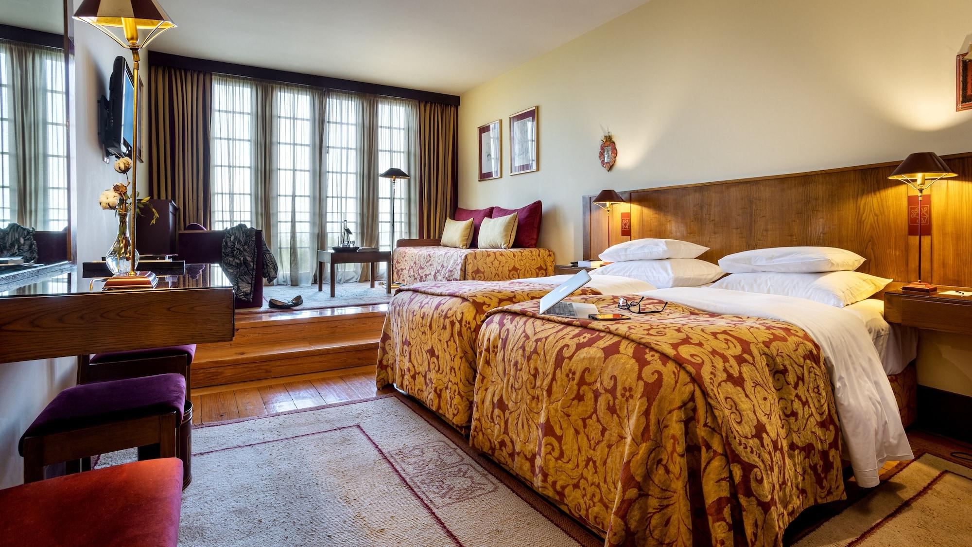 Pousada Mosteiro De Guimaraes Luaran gambar A room at the hotel