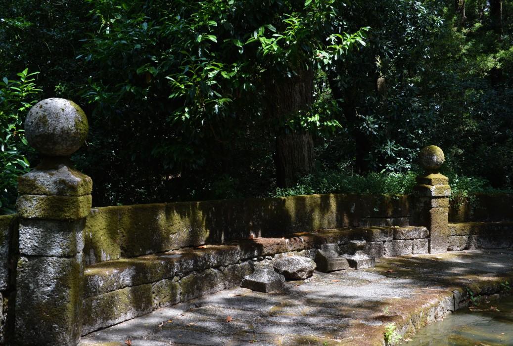 Pousada Mosteiro De Guimaraes Luaran gambar The old cemetery