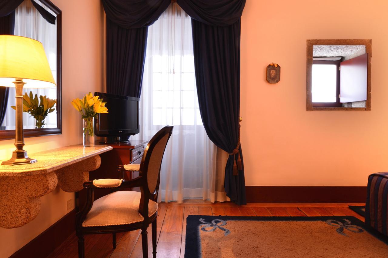 Pousada Mosteiro De Guimaraes Bilik gambar A room at the hotel