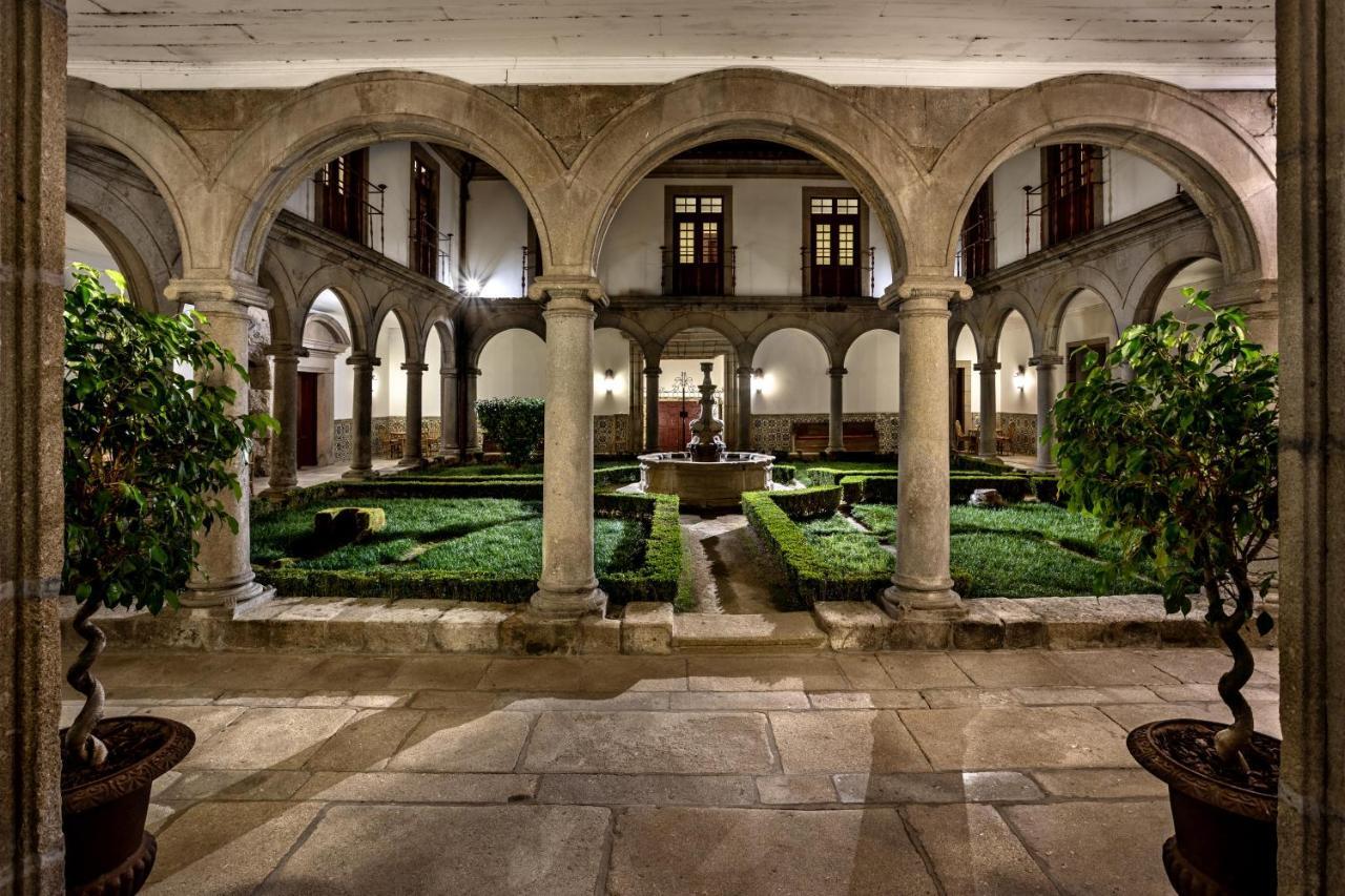 Pousada Mosteiro De Guimaraes Luaran gambar The University of Salamanca